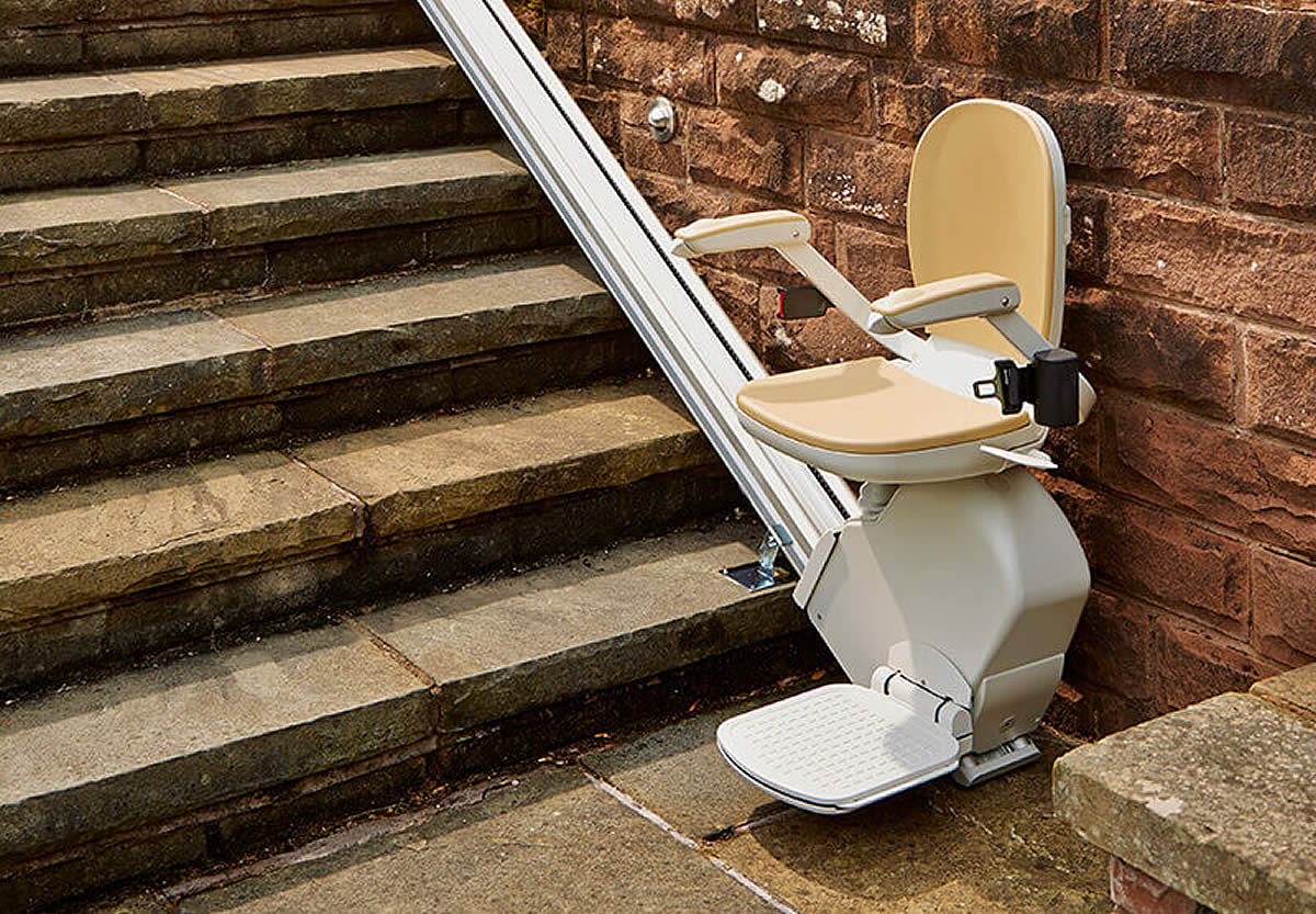 Bronx Outdoor Stairlift